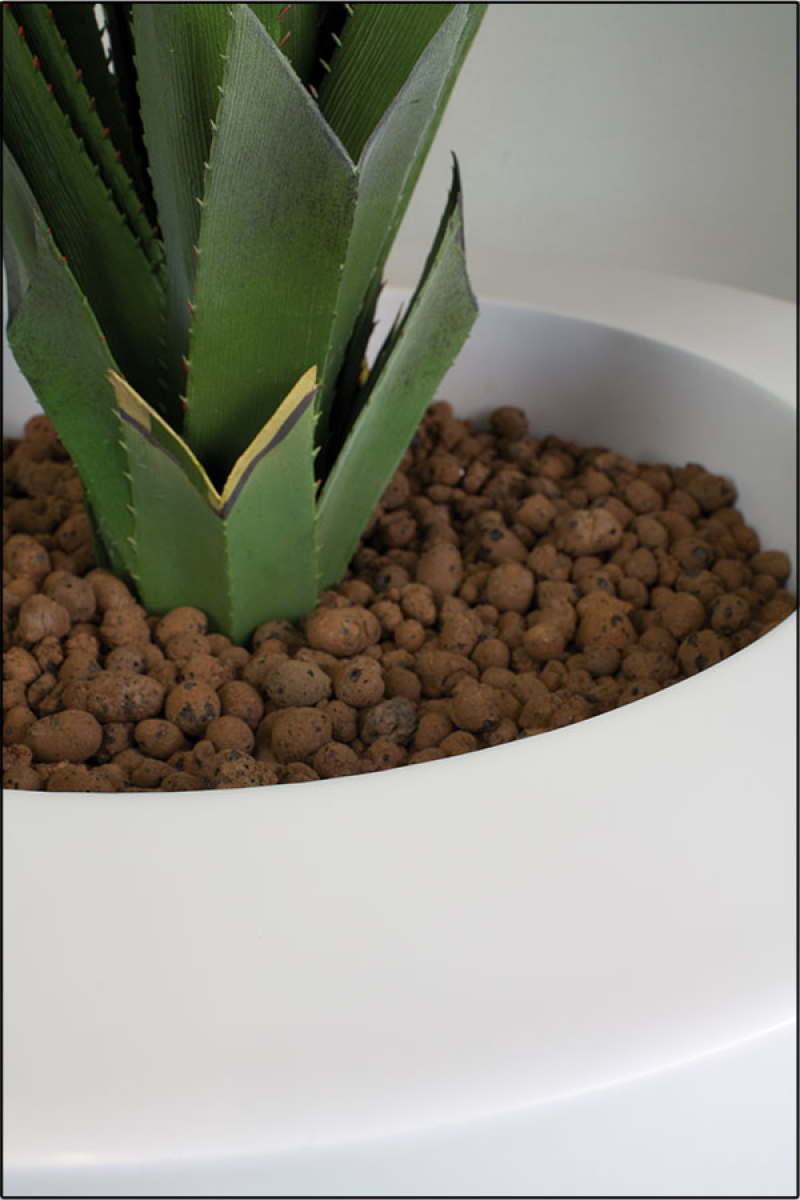 Como Vase in 80 cm Hoehe und in weiss und Silbergrau lieferbar